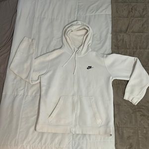 ALL WHITE NIKE ZIP UP